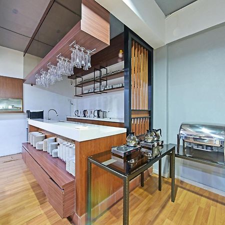 Oyo 91009 One Enigma Hotel Куала-Лумпур Экстерьер фото