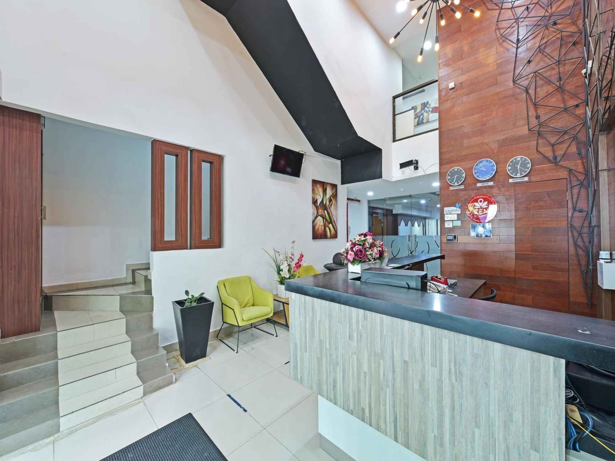 Oyo 91009 One Enigma Hotel Куала-Лумпур Экстерьер фото
